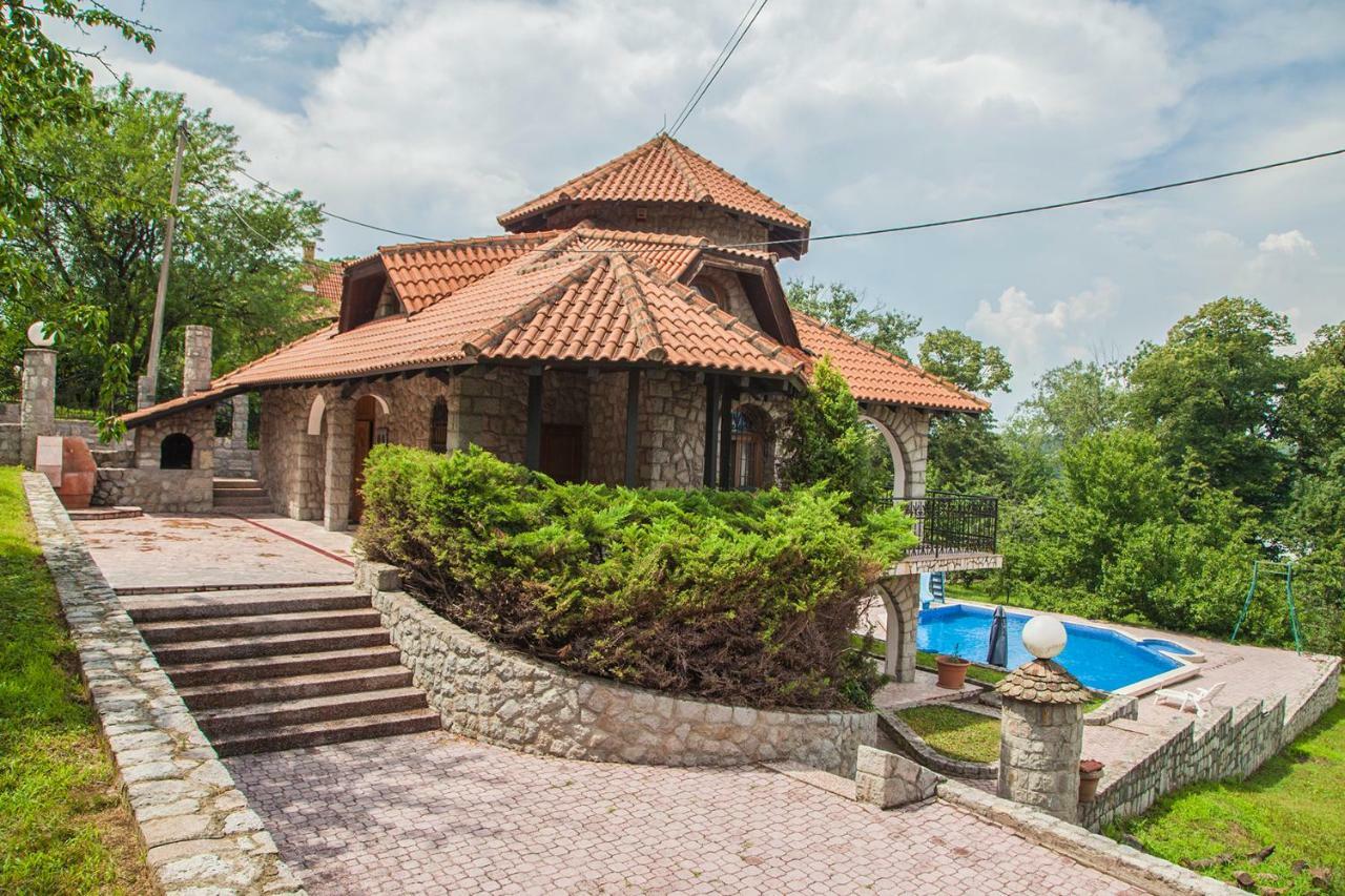 Exclusive House Legacy Villa Smederevo Bagian luar foto