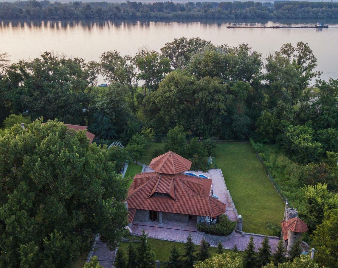 Exclusive House Legacy Villa Smederevo Bagian luar foto